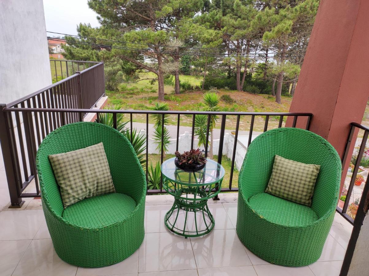 Lemos Family Beach House Назаре Екстериор снимка