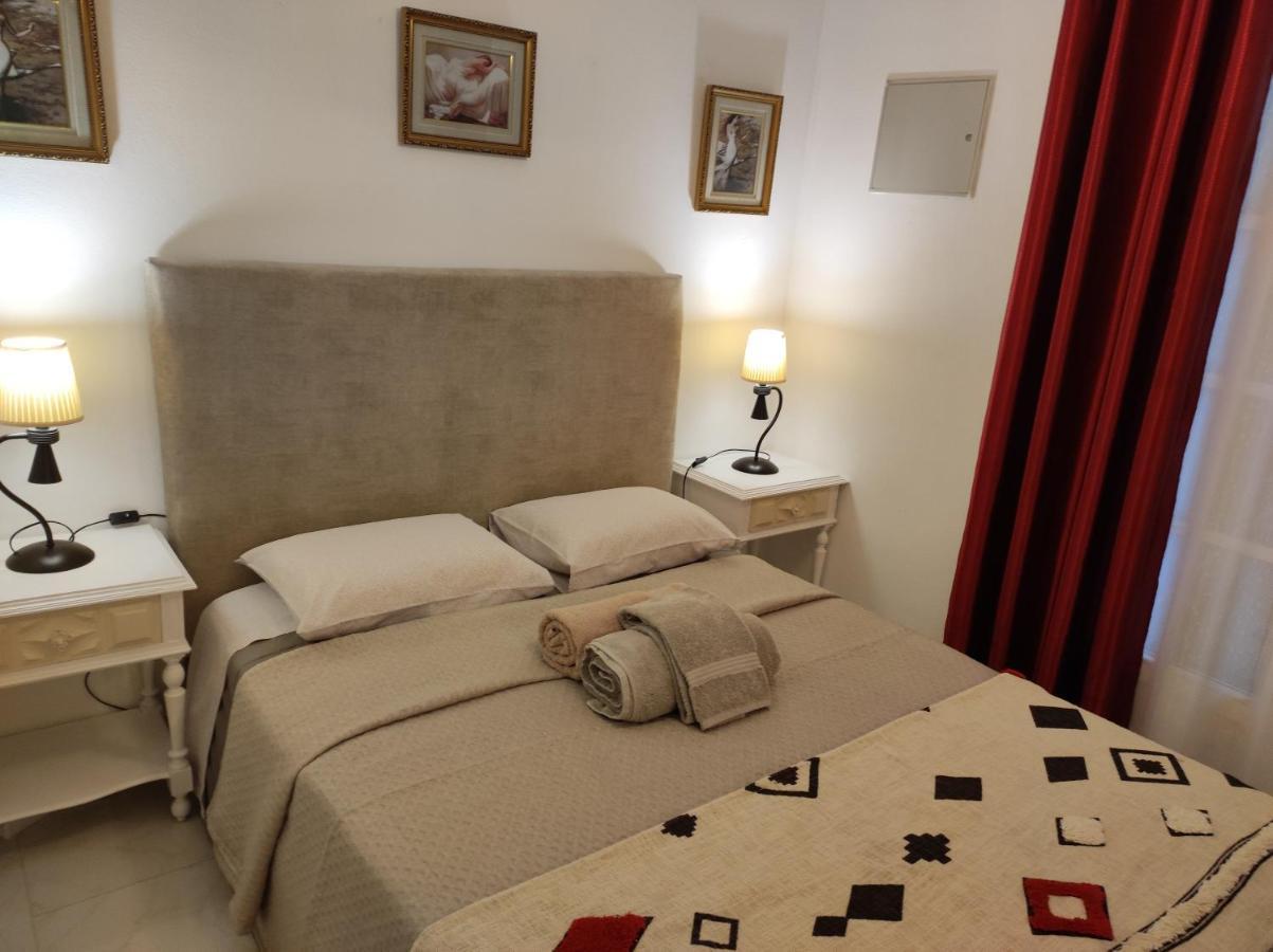 Lemos Family Beach House Назаре Екстериор снимка