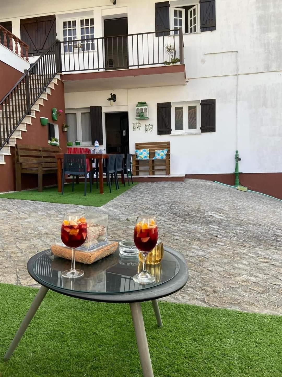 Lemos Family Beach House Назаре Екстериор снимка